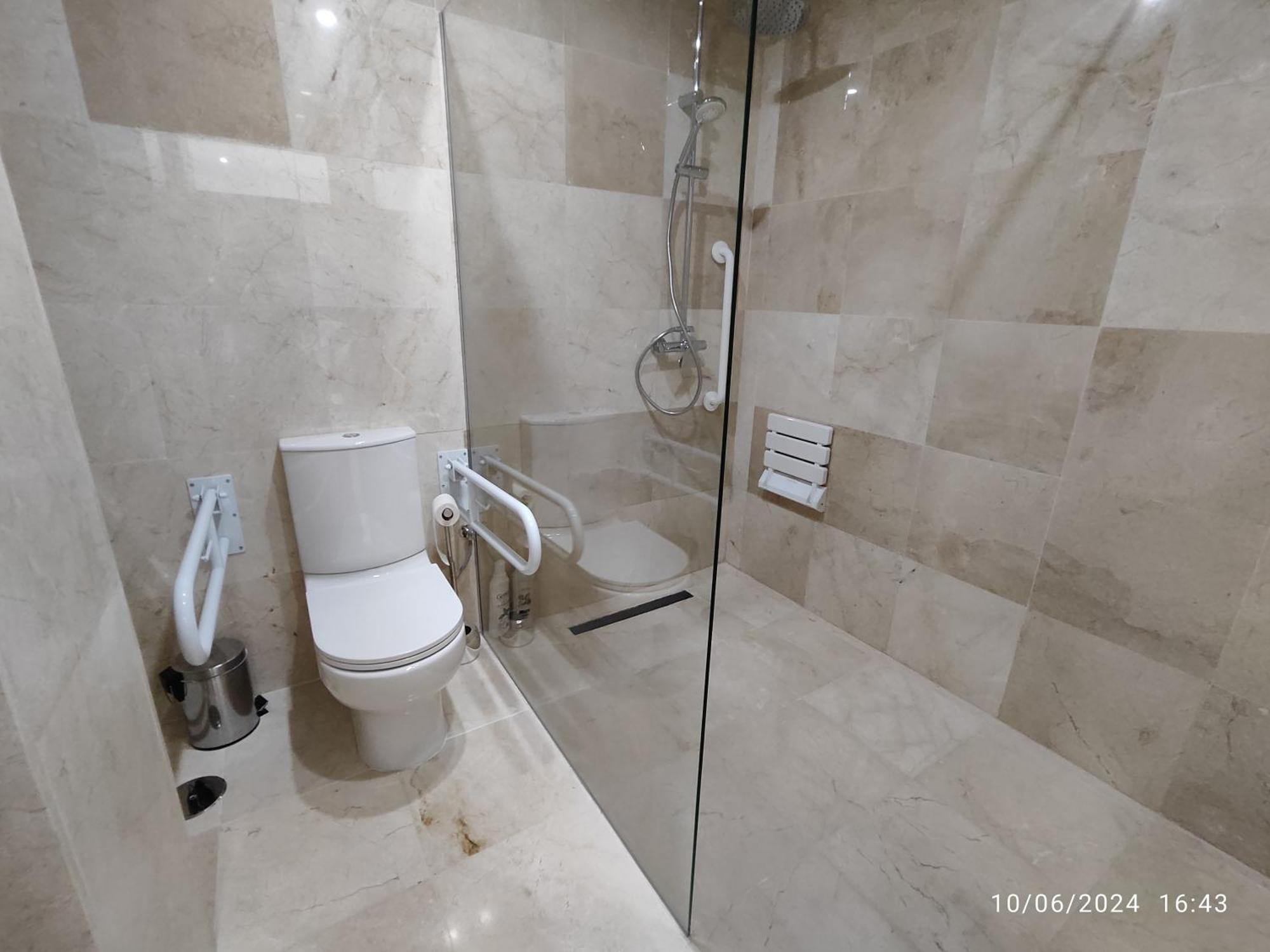 Apartamentos Luxury Playa Victoria Cádiz Exterior foto